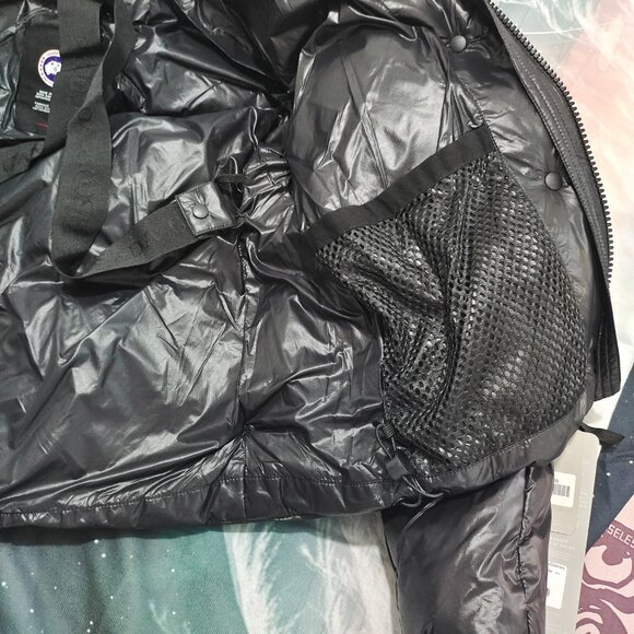 Canada Goose W Cypress Cropped Puffer - Picture 10 of 11